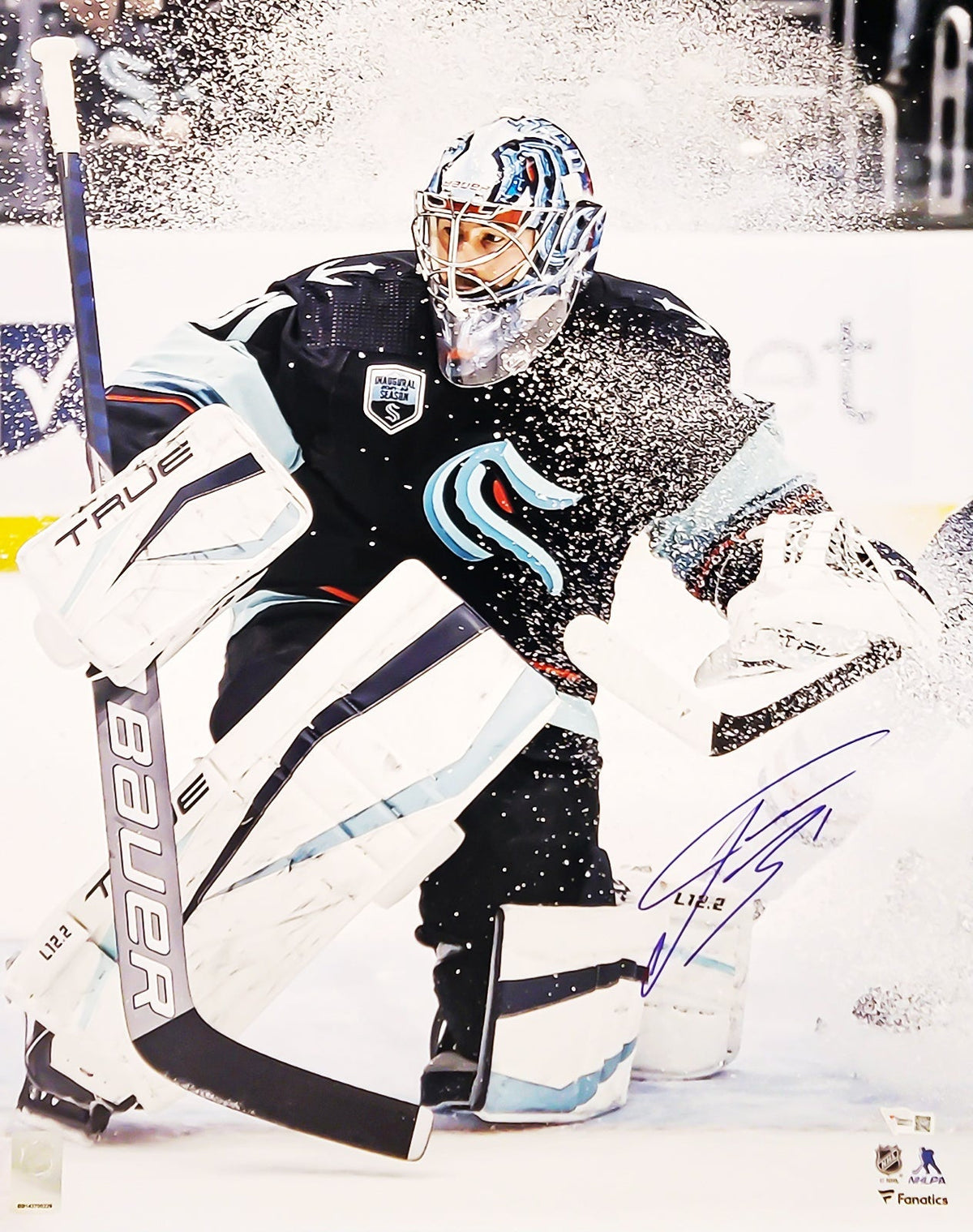 Philipp Grubauer Autographed 16x20 Photo Seattle Kraken Fanatics Holo Stock #211738