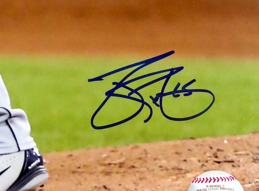 James Paxton Autographed 16x20 Photo Seattle Mariners No Hitter MCS Holo Stock #134411