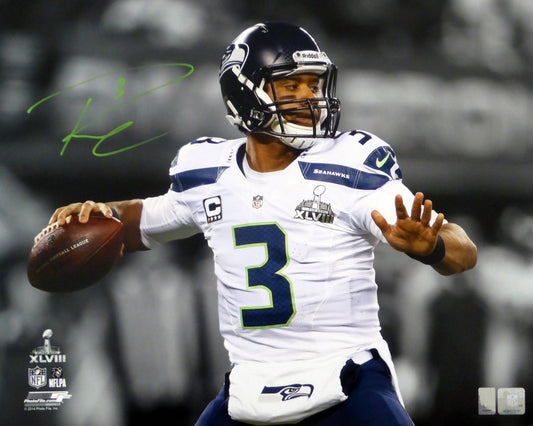 Russell Wilson Autographed 16x20 Photo Seattle Seahawks Super Bowl XLVIII RW Holo Stock #105129