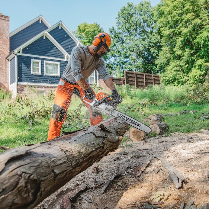 STIHL® MS 400 C-M Chainsaw