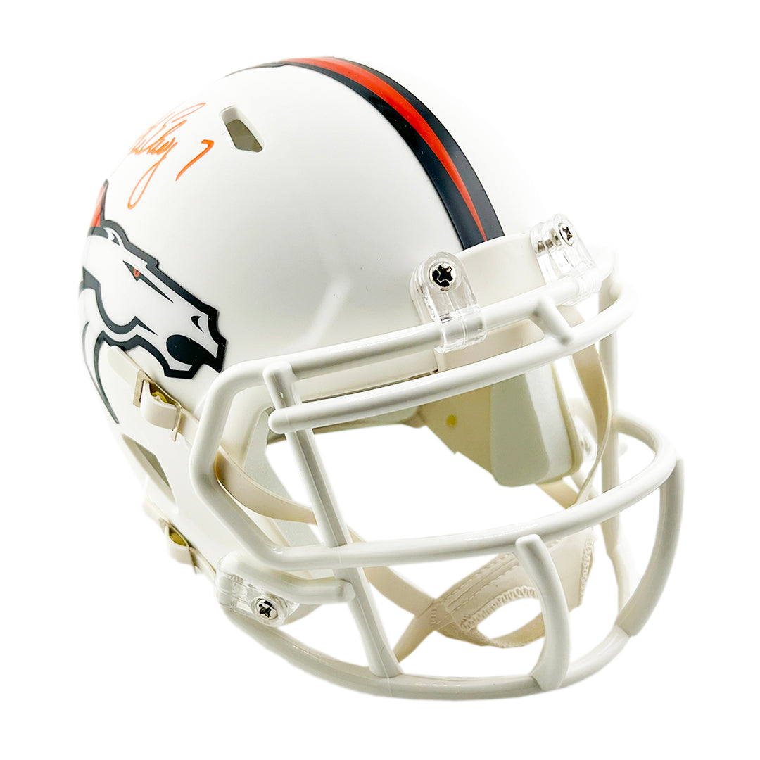 John Elway Signed Denver Broncos Flat White Speed Mini Football Helmet (Beckett)