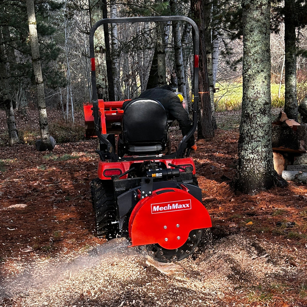 3-Point Hitch PTO Stump Grinder with 34 Carbide Teeth (PTO Shaft Included with Slip Clutch),  for 15-45HP Tractor; SG24.